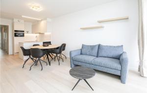 Cozy Apartment In Oostende With Wifi