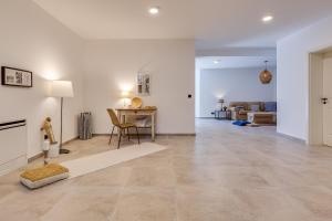 Villa Terossa with heated pool