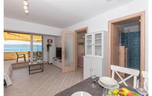 1 Bedroom Beautiful Apartment In Brodarica 