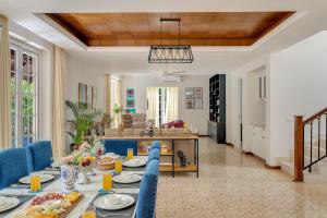 Villa Firefly by tisyastays