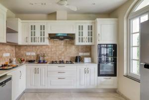 Villa Firefly by tisyastays