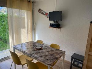 Appt hyper centre chaleureux Saint-Lary-Soulan village - jardin