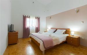 Awesome Apartment In Biograd Na Moru 