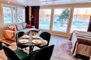 Monaco Riverside Villa - Jaatila