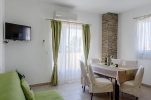 Apartments Krslovic