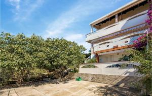 Amazing Apartment In Stara Novalja