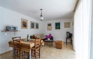 Beautiful Apartment In Premantura 