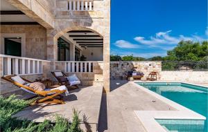 Villa Heritage Resort