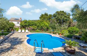 Nice Apartment In Mundanije With Wifi - 4hvězdičkové hotely ve městě Mundanije