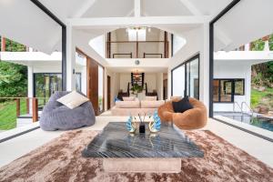 patong hill villa 3