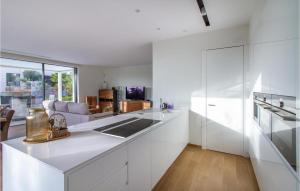 Amazing Home In Dehesa De Campoamor