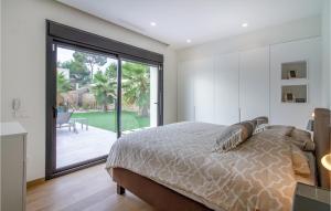 Amazing Home In Dehesa De Campoamor