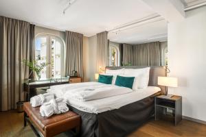 Clarion Hotel Admiral