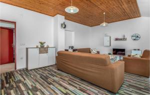 Awesome Apartment In Novi Vinodolski