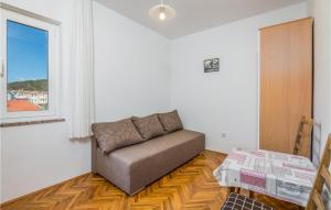 Amazing Apartment In Baska With Wifi 