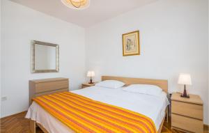 Amazing Apartment In Baska With Wifi