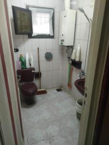 غرفه بشقه نظيفه ومرتبه