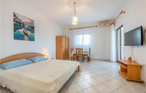 Awesome Apartment In Kustici 