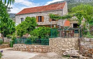 2 Bedroom Awesome Home In Orebic - Donje Selo