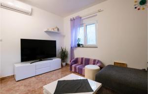 Nice Home In Marcana With Wifi