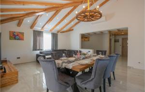 Awesome Home In Grubine With Sauna 