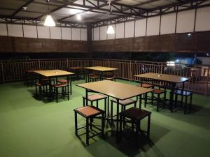 Nirvana House (Guest House Syariah)