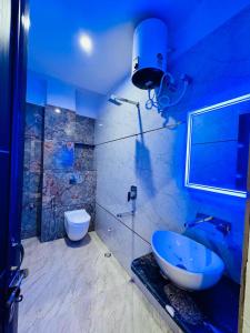 KashVi Hotels