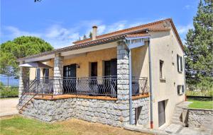 Maisons de vacances Nice Home In Beaulieu : photos des chambres