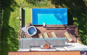 3 Bedroom Awesome Home In Srinjine