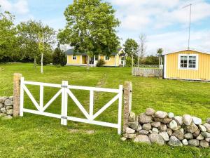 4 person holiday home in LÖTTORP