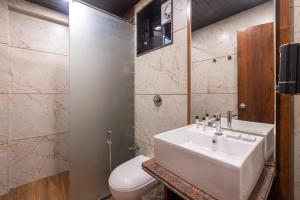 Lemon wood suites