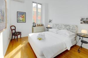 Rue Fodere location Port area