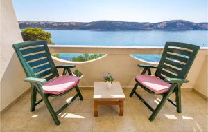 Beautiful Apartment In Stara Novalja 