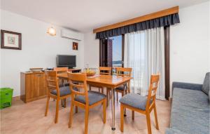 Gorgeous Apartment In Barbat Na Rabu 