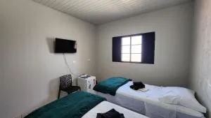 RXS Hostel - Colina