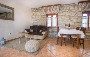 Lovely Apartment In Porec With Wifi