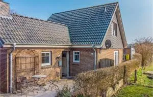 2 Bedroom Lovely Home In Langenhorn - Bredstedt