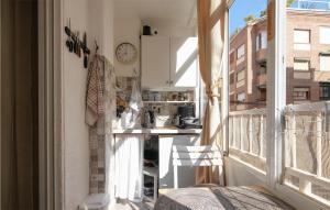 Stunning Apartment In Torrevieja