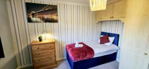 Chelmsford Comfort Retreat Spacious 4 Bedroom Sleeps 7 Free Parking