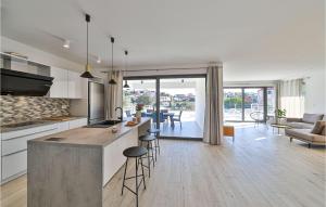 Beautiful Home In Seget Vranjica 