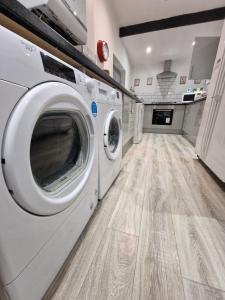 Luxury house in Kensington for 21 guests