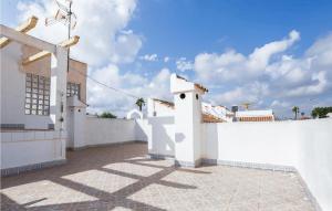 Amazing Home In Los Alcázares With Wifi