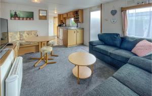 2 Bedroom Amazing Home In Makkum