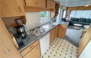 2 Bedroom Amazing Home In Makkum