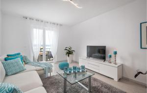 Gorgeous Apartment In Dramalj With Kitchen 