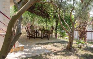 Lovely Home In Kastel Sucurac With House Sea View 