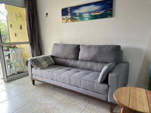 Duplex Arembepe, beira mar, piscina i wifi