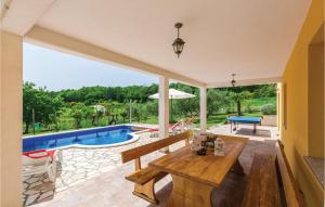 4 Bedroom Beautiful Home In Kranjci 