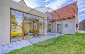 4 Bedroom Awesome Home In Diksmuide