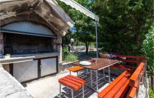 Holiday Home Don Ante Adzije Iii 